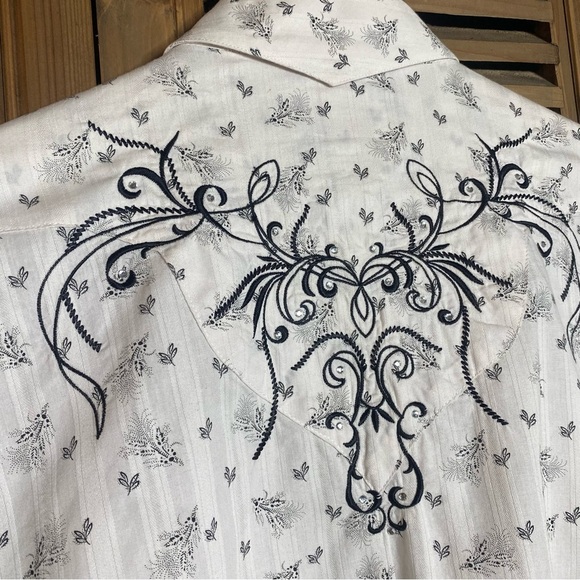 Brooks and Dunn panhandle slim western pearl snap, bling, embroidered SZ-XL - Picture 7 of 10
